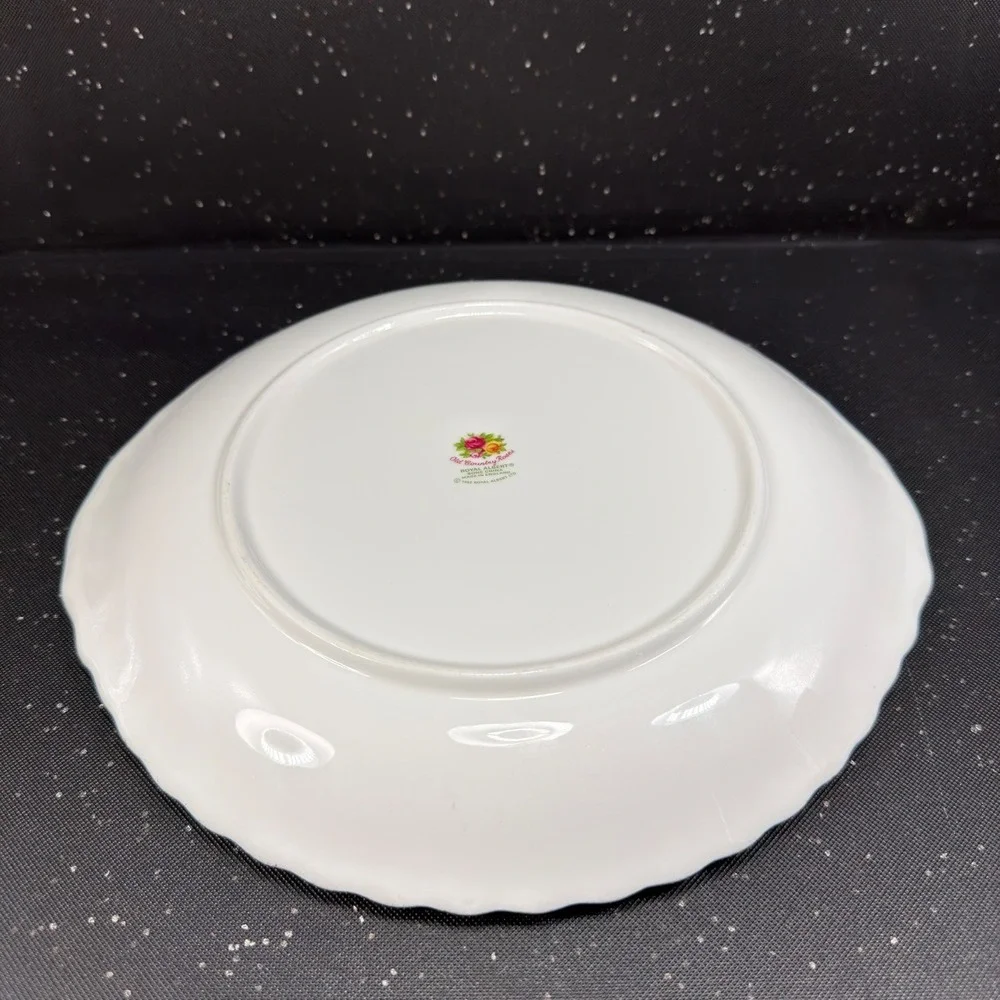 Royal Albert Old Country Roses Platter Plate Dish Bone China Gold Trim England